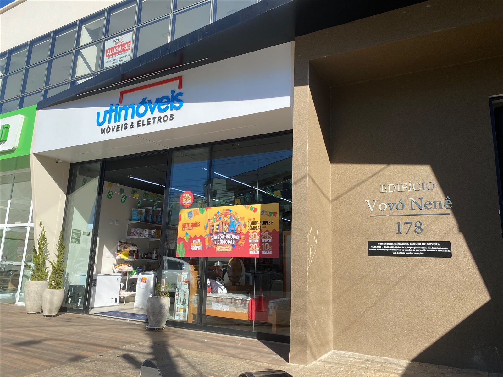Fachada da loja Utimóveis de Virginópolis